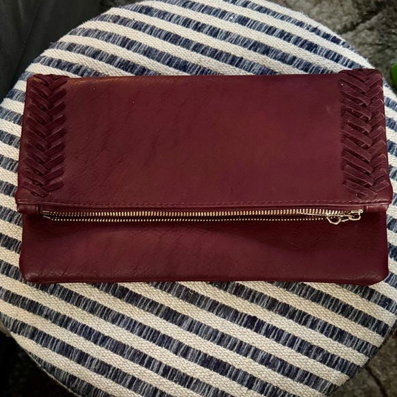 Chic Burgundy Leather Clutch with Gold Chain - Picture 7 of 9